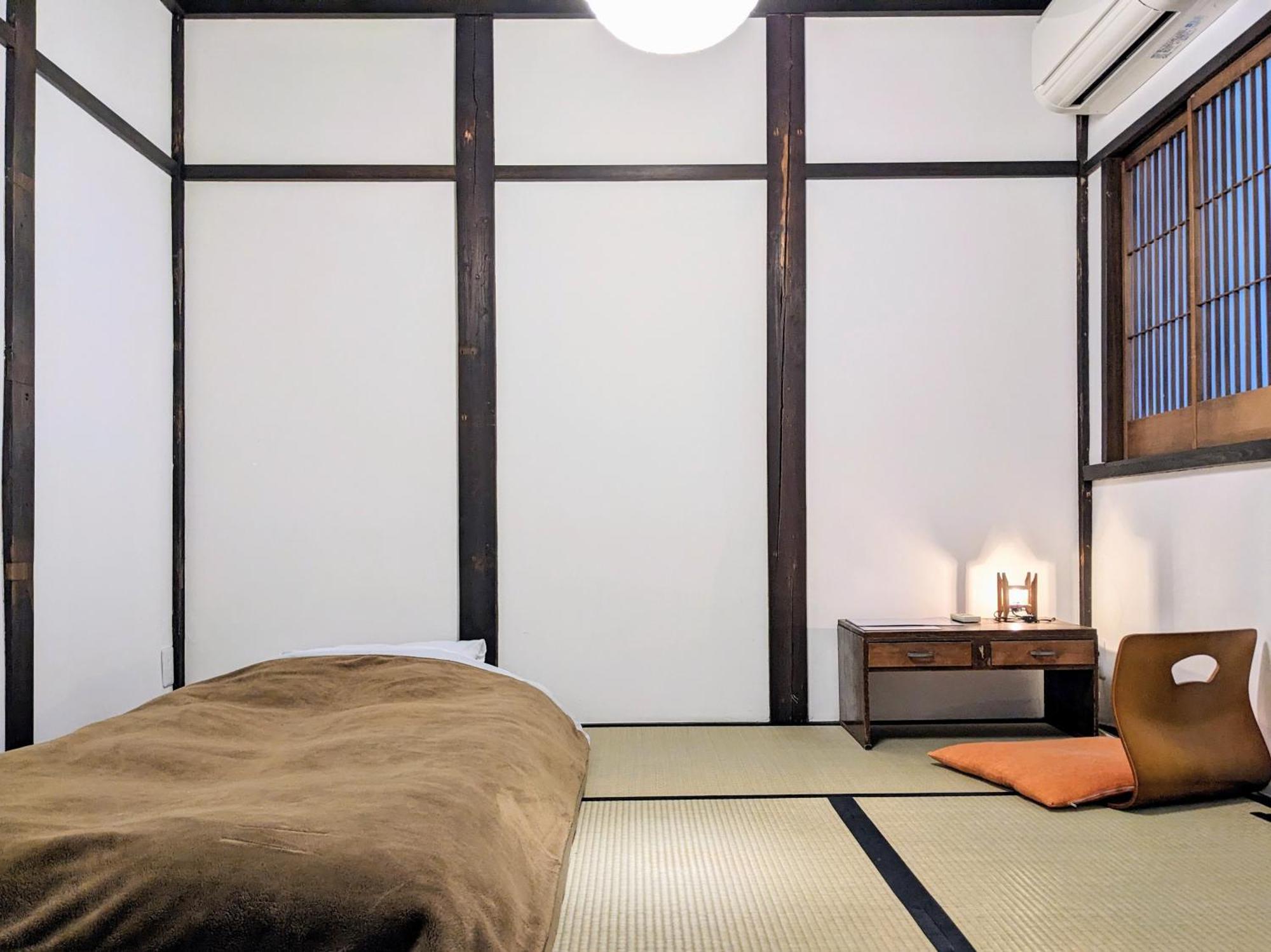Guesthouse Itoya Кіото Екстер'єр фото