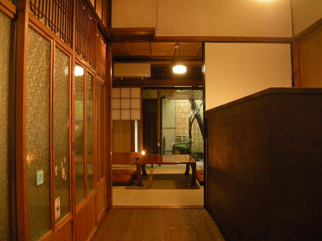 Guesthouse Itoya Кіото Екстер'єр фото