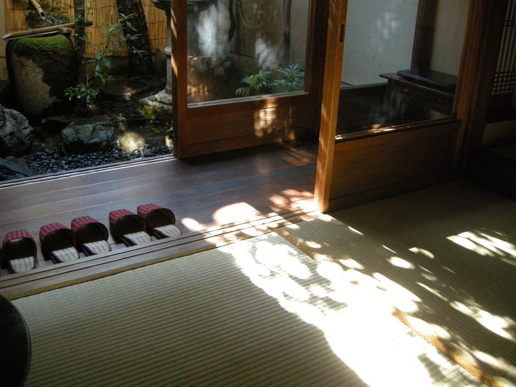 Guesthouse Itoya Кіото Екстер'єр фото